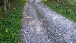 Rekonštrukcia obecnej cesty v Hnilčíku v miestne časti Cechy